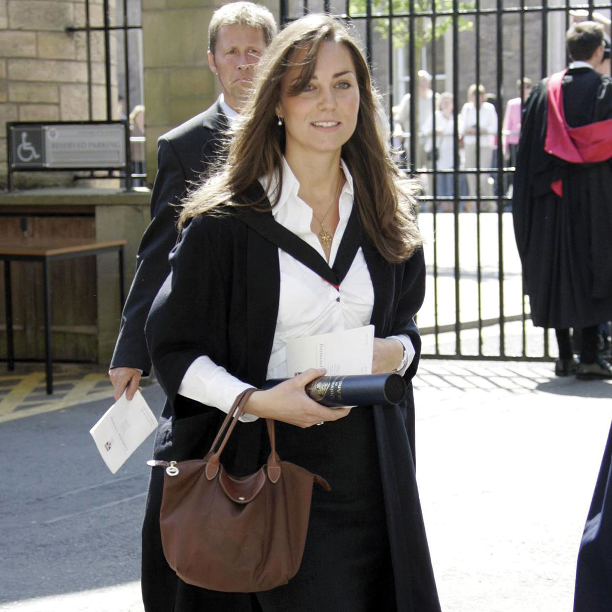 Kate Middleton carried a Longchamp Le Pliage bag on the day of her graduation in 2025