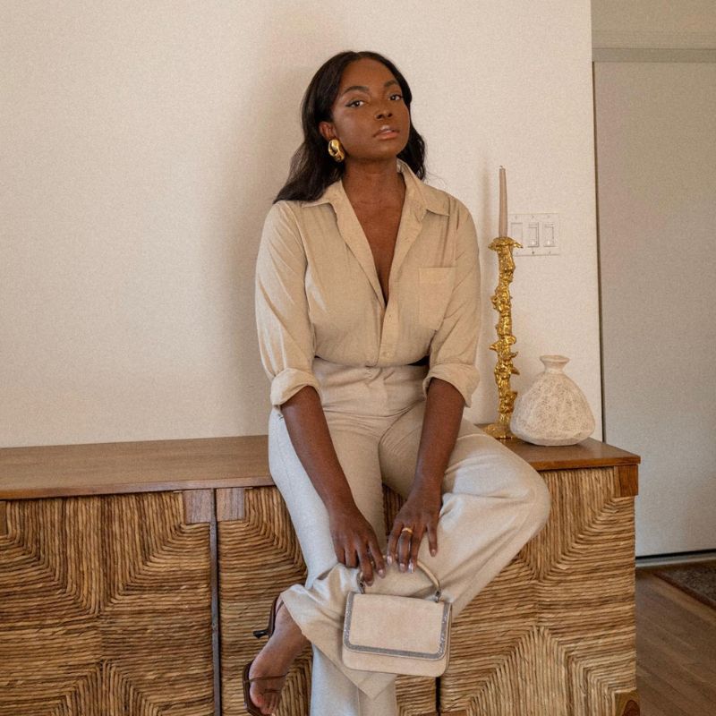 quiet-luxury-summer-capsule-307752-1690808494143-square